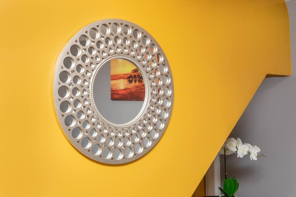 Luxury Living - Lovely 1 Bedroom Apartment ストックトン・オン・ティーズ エクステリア 写真